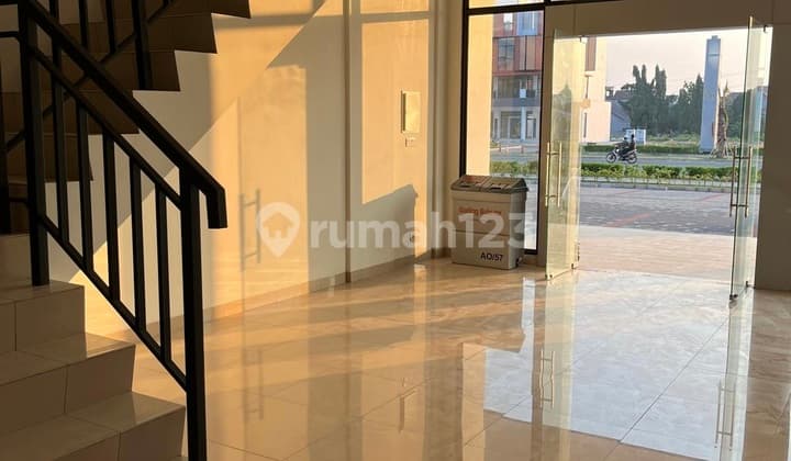 Disewakan Ruko 4 Lantai Summarecon Crown Gading Bekasi