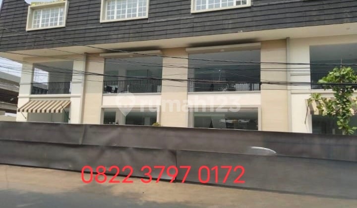 Strategic Location Office Building at Kali Malang Channel Inspection, East Jakarta