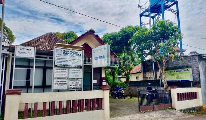 House Plus Active BPJS Primary Clinic in Mangunsari, Gunungpati