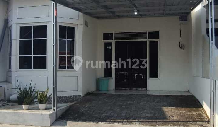 Rumah Dijuwal Di D'turi Residence Jl. Borobudur Utara Manyaran Semarang Barat