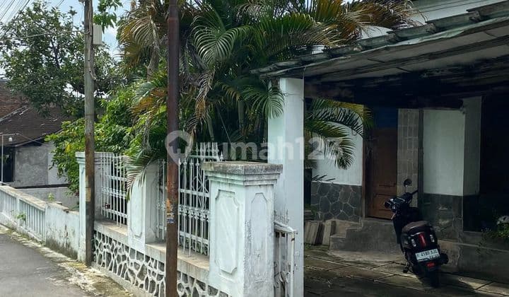 Rumah Klasik Joglo Full Jati Tua di Jl Cinde Selatan Jomblang