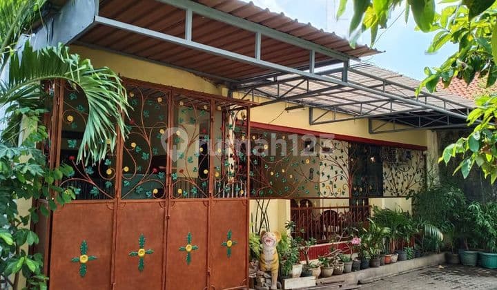 Rumah 1,5 LT di Jl. Suprobo, Pondok Indraprasta, Plombokan