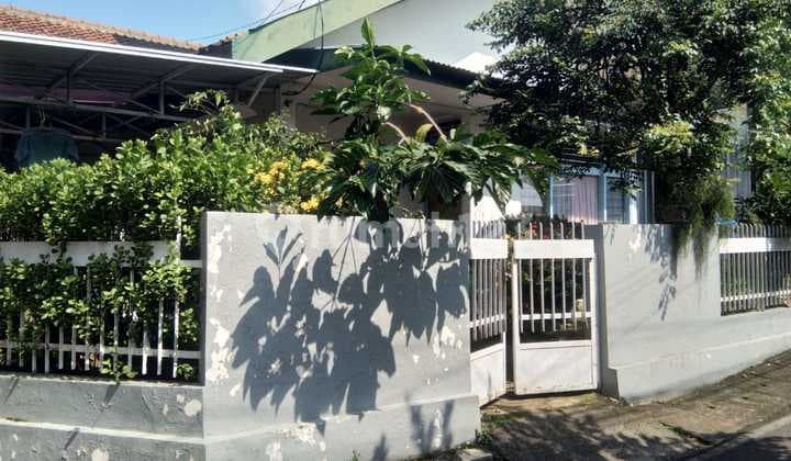 Rumah Hook di Tegalsari Sendang Candisari Semarang