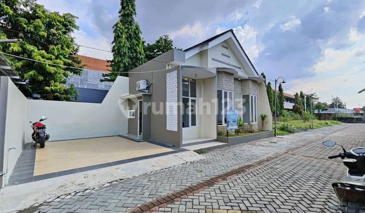 Luxury House with SHM in a Strategic Zero Lot Area, Semarang City