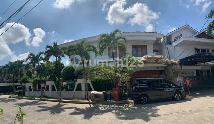 Dijual Rumah Sunter Hoek 20X25