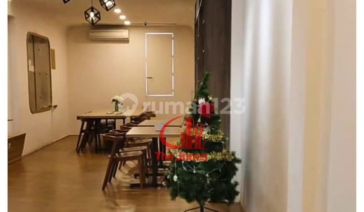 Diseweakan Ruko Siap Huni 3,5 Lantai Kemanggisan, Dgg01-0453Jb