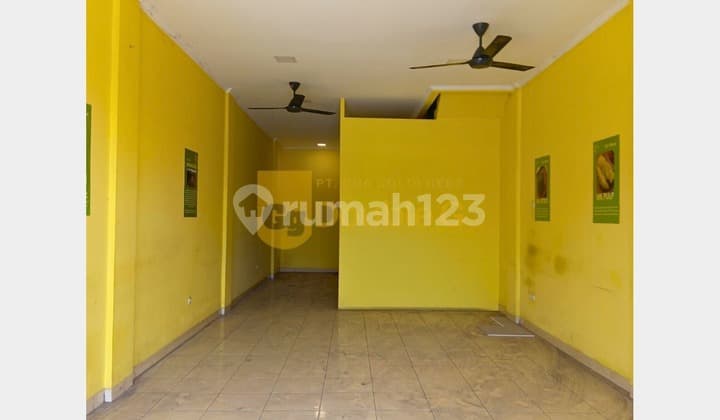 Disewakan Ruko LOKASI STRATEGIS kawasan Kemanggisan,Jakarta Pusat