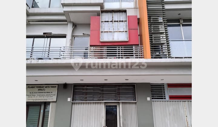 Disewakan Ruko Full Furnished Thamrin Residence, Jakarta Pusat