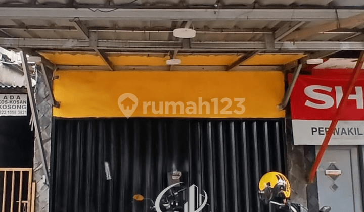 Kios Murah Srengseng Siap Pakai