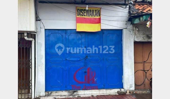 Disewakan Ruko 2 Lantai Lokasi Strategis Dgg01-0386Jb