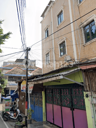 Bebas Banjir, Ruko, 3 Lantai, SHM, Siap Huni