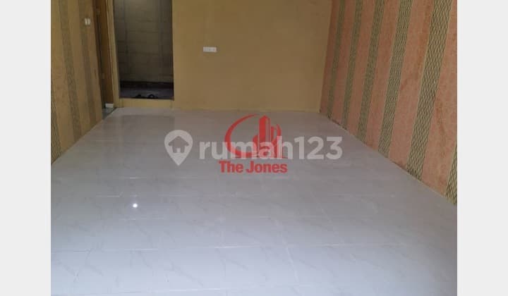 Disewakan Kios Murah Kawasan Lenteng Agung Jaksel Dgg01-0318Jb