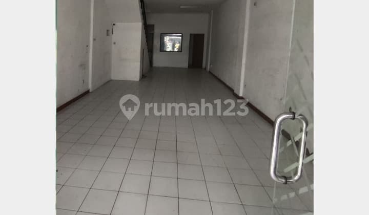Disewakan Ruko Strategis Kawasan Tanah Abang, Jakarta Pusat