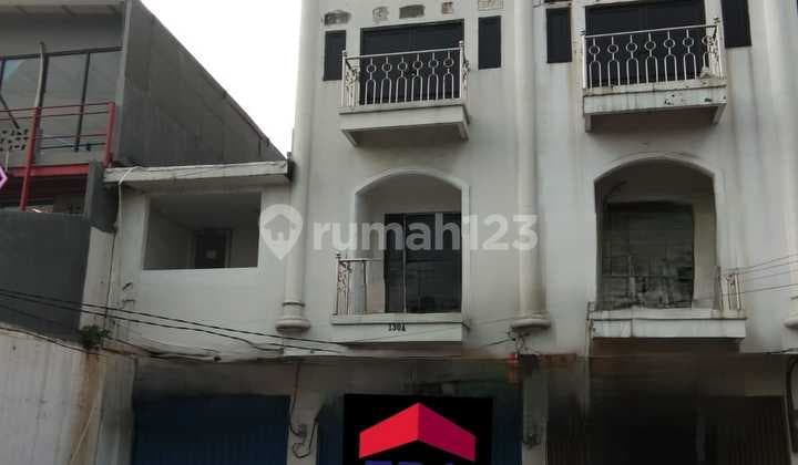 Disewakan Ruko Jalan Pemuda Rawamangun 2 Lantai Sangat Strategis