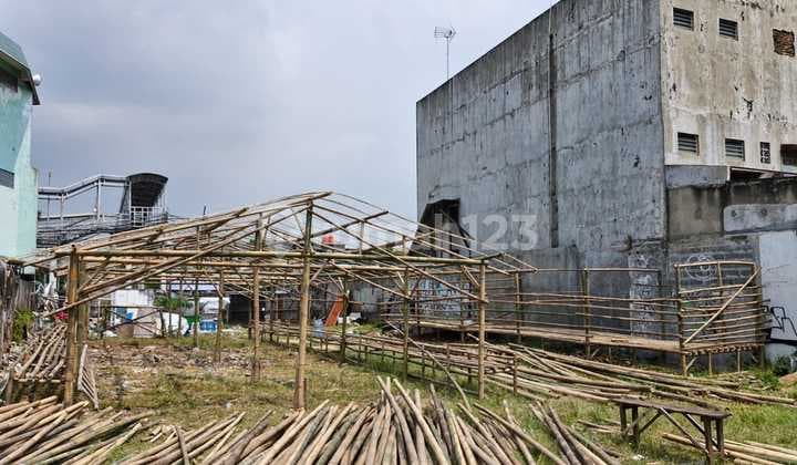 Disewakan Tanah Lahan Kosong 14x25 Meter Cocok Untuk Padel Dll