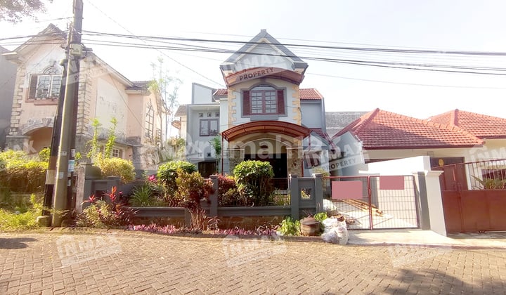Rumah Bagus Terawat, Lokasi Tidar, Lingkungan Aman, Sewa Minimal 2 Th