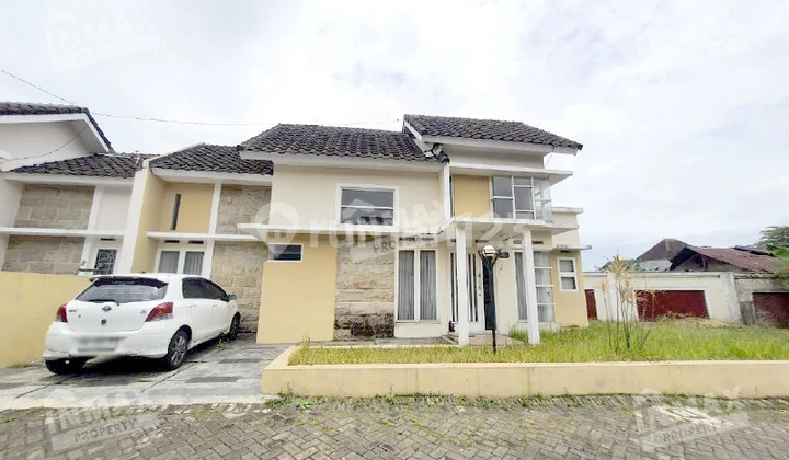 Rumah Minimalis, Lokasi Tasikmadu, Full Furnished, Siap Huni, Row Jalan Lebar, One Gate System