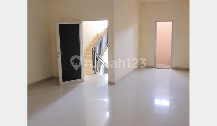 Ruko Minimalis 3.5 Lantai Siap Pakai Cempaka Putih