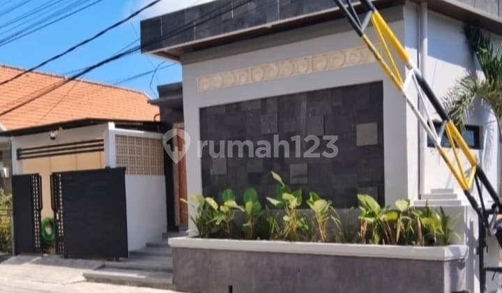Pasti Deal di Jual Luxury Villa Lokasi Taman Griya Jimbaran Kuta Selatan Badung Bali