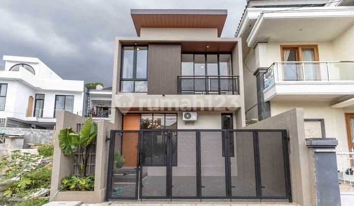 Modern Minimalist 3 Bedroom Home