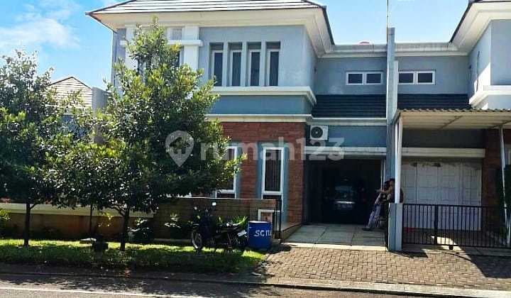 Rumah Boulevard Kota Wisata Cibubur Strategis Dijual Cepat