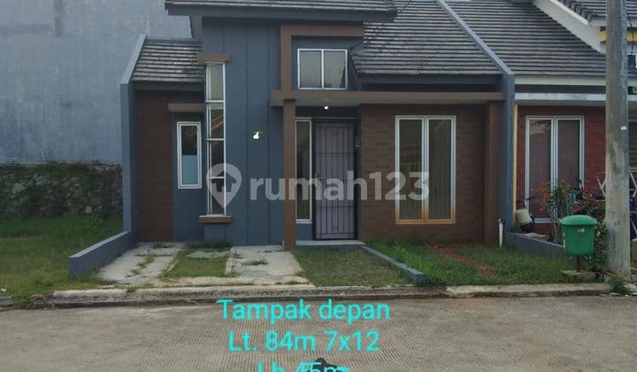 House in Serpong Garden - Cisauk, Tangerang