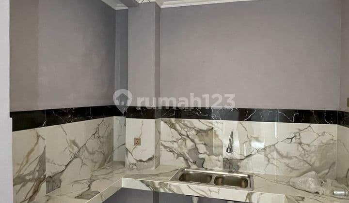 Rumah Bagus Siap Huni Di Griya Loka Bsd Tangerang Selatan