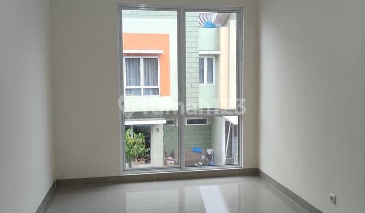 Rumah Rapi Siap Huni Di Arcadia Village Gading Serpong