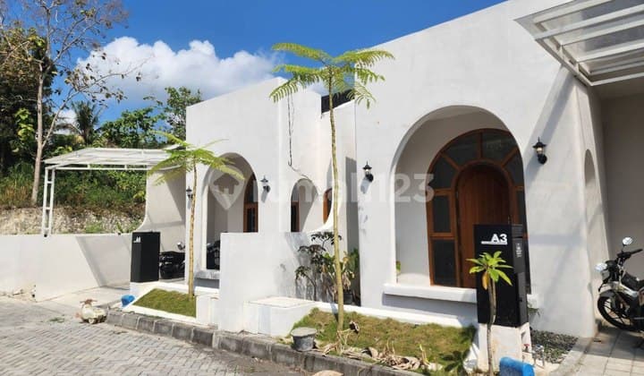 Rumah Estetik Ala Cafe Dalam Perumahan di Kota Bantul