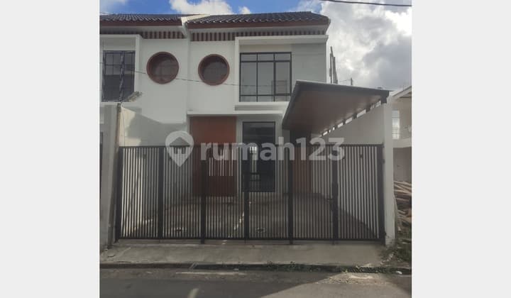 RUMAH CANTIK FURNISHED AREA TRIHANGGO GAMPING SLEMAN 10 " KE UGM