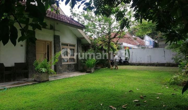 Classic Heritage House Near Monjali Street, Yogyakarta City