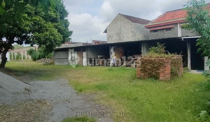 Tanah Ada Bangunan Belanda di Wirobrajan Yogyakarta