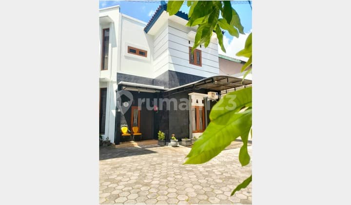 Kost Exclusif Rumah Induk Di Pusat Bisnis & Kampus Seturan Sleman