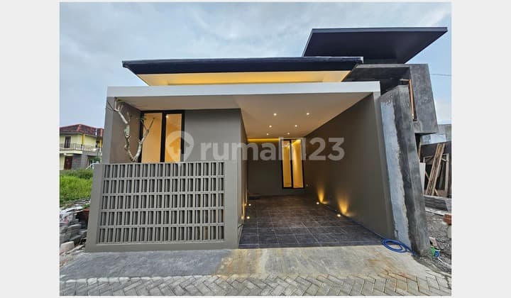 Rumah Mewah Jogja Jl.kaliurang KM 10 Sleman Dekat Uii dan Ugm