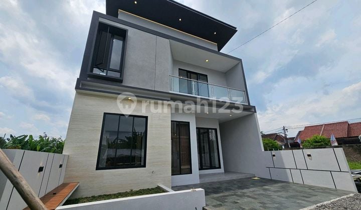 Rumah Mewah Modern Kontemporer Mini Cluster Maguwoharjo Sleman