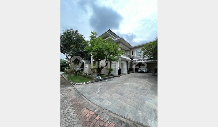 Rumah Mewah Jakuzzi Dalam Perumahan Jalan Kaliurang Sleman Yogya