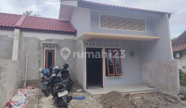 Minimalist House Near LPMP Bimomartani Kalasan Sleman