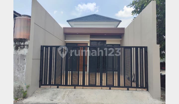 Rumah Cantik 4 kamar Tidur Di Purwomartani Kalasan Dekat Jl. Solo