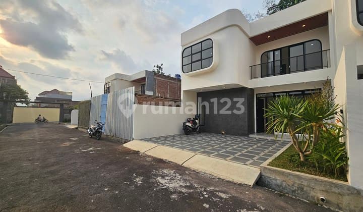 Rumah Konsep Villa Dalam Ringroad Dekat Upn Caturtunggal Depok Sleman