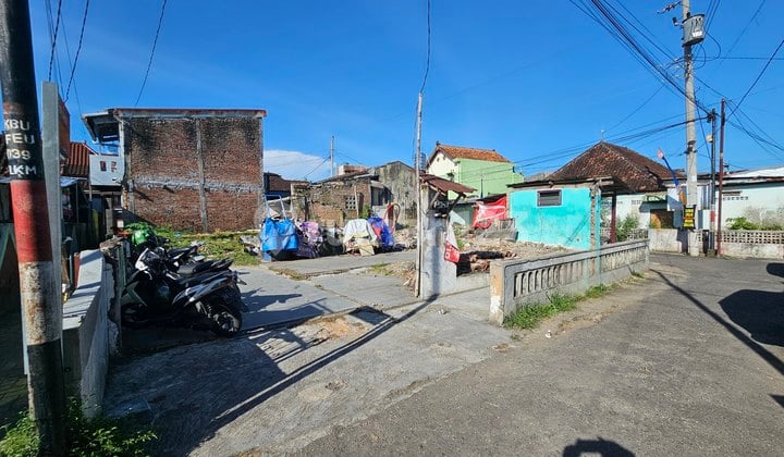 Tanah Pekarangan Dekat Balaikota Muja Muju Umbulharjo