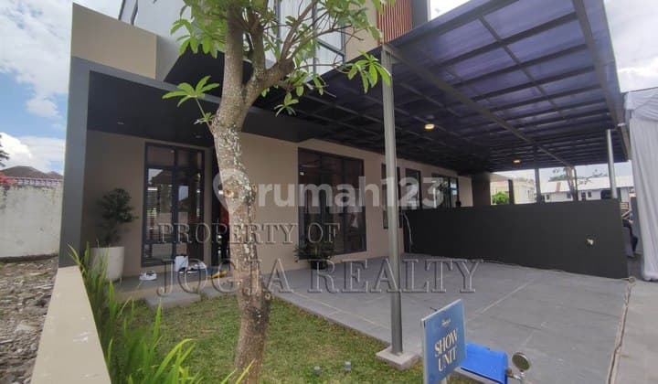 Rumah Mewah Skandinavia Dalam Cluster Jl. Palagan Ngaglik Sleman