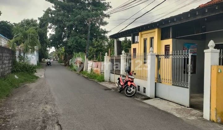 Tanah dengan Bangunan Rumah di Prenggan Kotagede