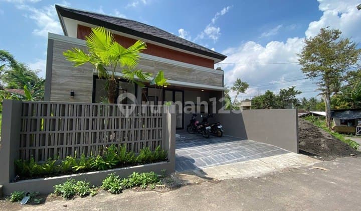 Rumah Modern Dekat Rsud Sleman Jalan Magelang Caturharjo Sleman
