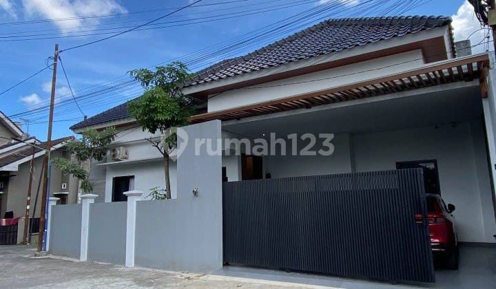 Luxury Semi-Furnished House Near Malioboro in Tirtonirmolo Kasihan Bantul