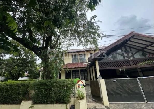 Rumah 2 Lantai Di Kemang Pratama 1 - Super Strategis & Siap Huni