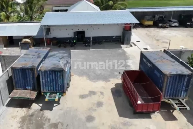 Safe Strategic Gorontalo Warehouse, Large Land, Already Surrounded by Wall Fence Safe Strategic Gorontalo Warehouse, Large Land, Already Surrounded by Wall Fence