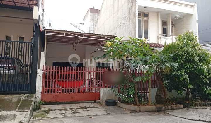 Dijual Rumah Bagus SHM di Muara Karang