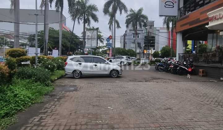 For Sale 3-Story Shop House in Citra Garden 2 Location, Flood-Free