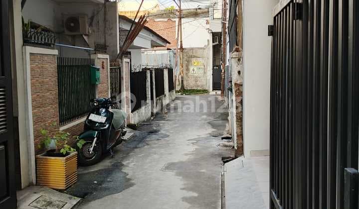 Dijual Rumah Baru Lokasi Tanjung Duren Siap Huni