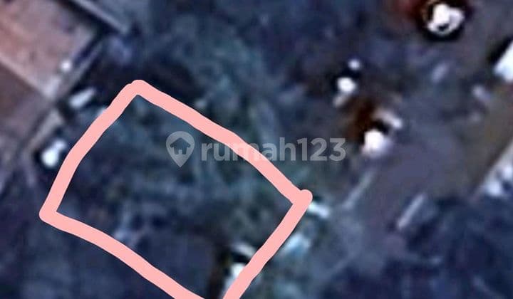 Old House Suitable for Business